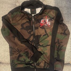 Nike Air Jordan Camo Zip-Up Jacket